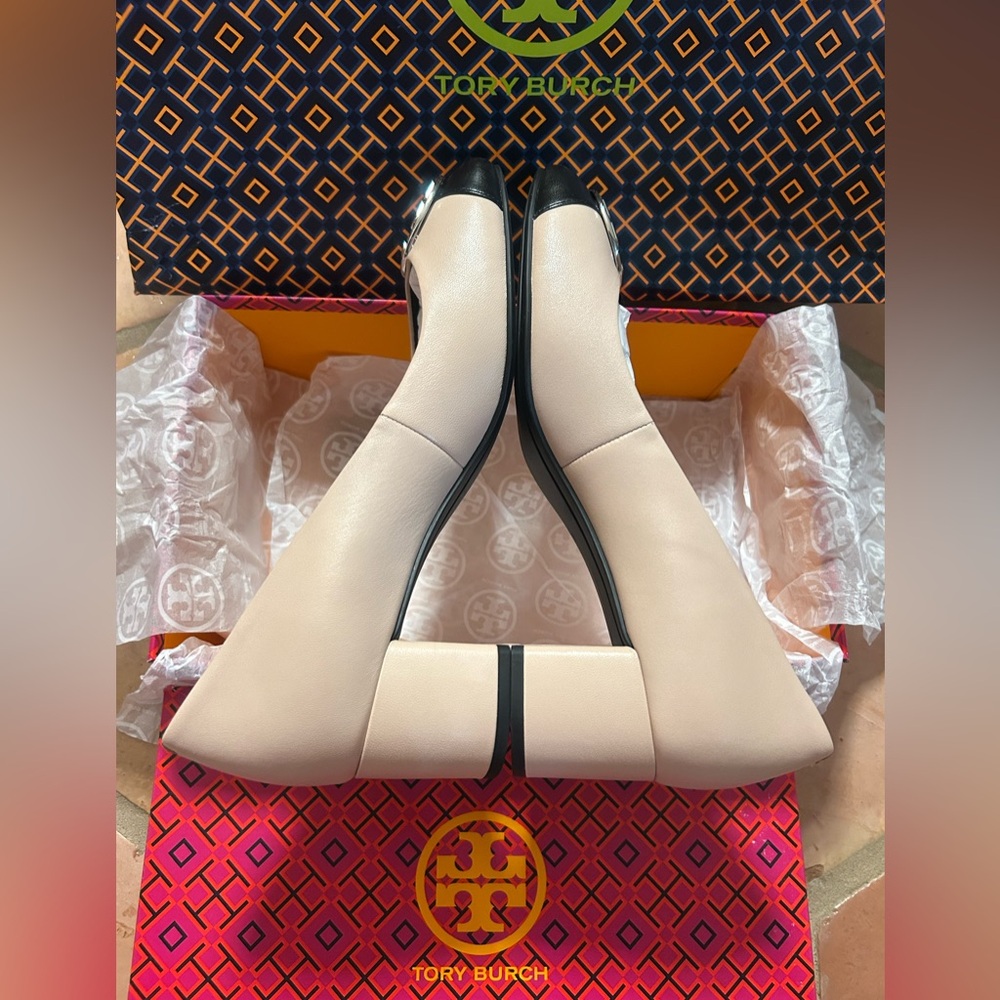 Tory Burch Rose Silk and Black Cap-Toe Pumps size 9 NWT - Picture 8 of 11